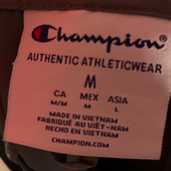 Champion Windbreaker - Picture 4 of 4